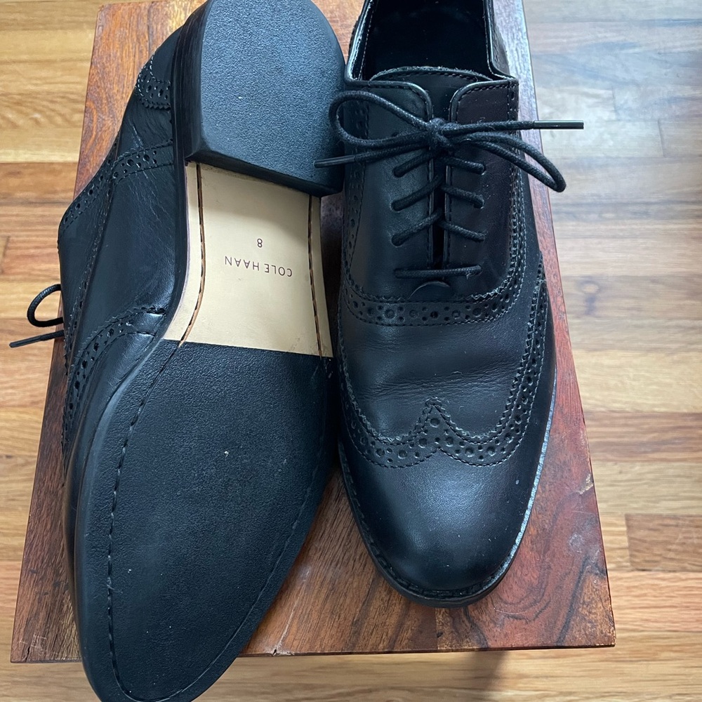Cole Haan Black Leather Oxford Shoes with Brogue Detailing - Picture 2 of 6